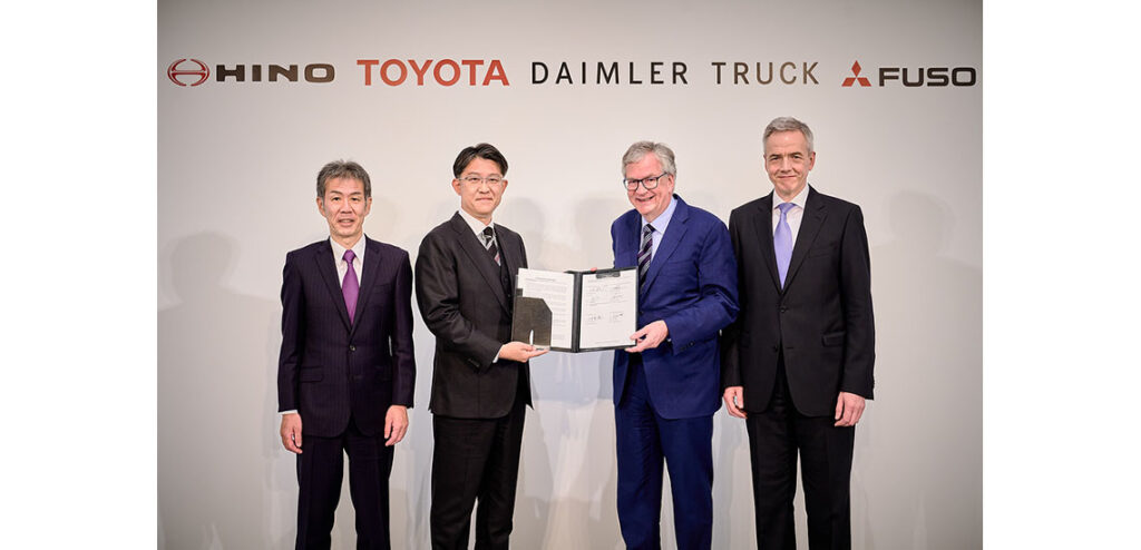 Daimler Toyota Fuso Hino