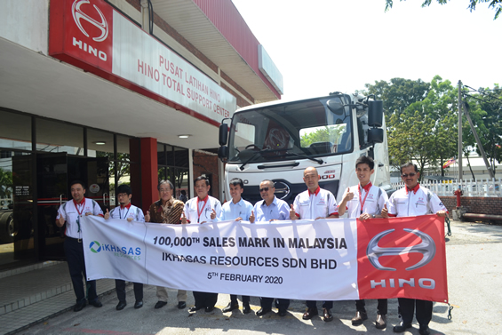 Hino Malaysia Celebrates Sales